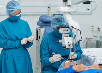 Researchers in the US are looking into whether eye drops may be able to replace cataract surgery. Image: DragonImages/stock.adobe.com