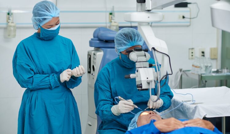 Researchers in the US are looking into whether eye drops may be able to replace cataract surgery. Image: DragonImages/stock.adobe.com