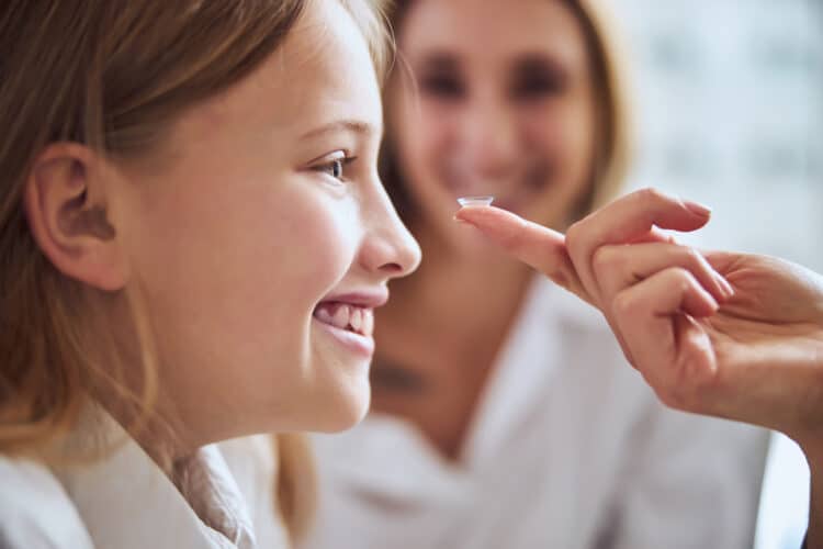 Spending more time with a patient is one way to keep the new contact-lens wearer smiling. Image: Svitlana/stock.adobe.com.