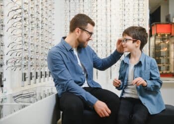 From 1 January 2025, eligibility of the GlassesSA program will extend to all holders of the Pensioner Concession Card, Health Care Card and Low Income Health Care Card. Image: Serhii/stock.adobe.com.