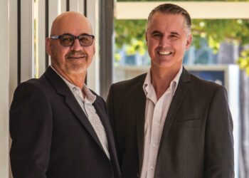 Jan Coetzee (left) and Michael Jackson, from Sanctuary Cove Optical. Image: Sanctuary Cove Optical.