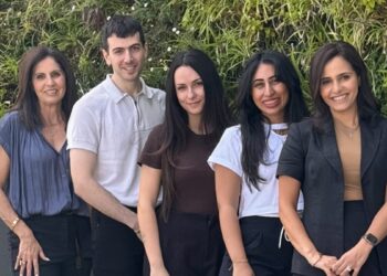 Joanna Rogers (from left), Daniel Meoli, Maria Dhimitri, Merna Michael, and Gina Basily, from Lighthouse Optometrists in Ramsgate, NSW, have joined the G&M network. Image: George & Matilda Eyecare.